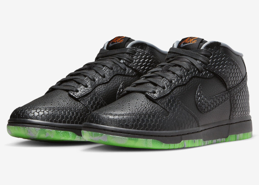 Nike-Dunk-Mid-Halloween-Headless-Horseman-FQ8749-010-4