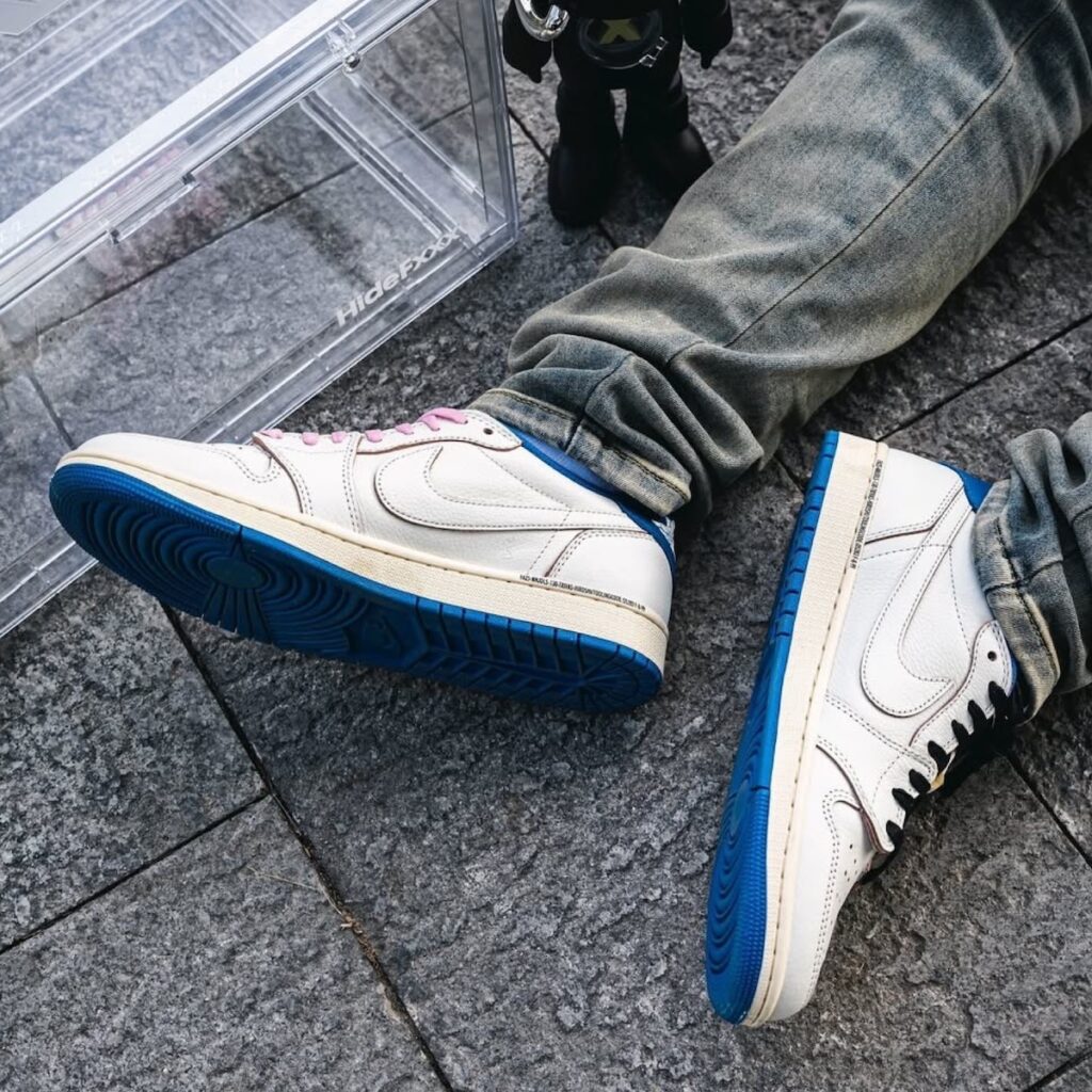 Travis Scott Fragment Air Jordan 1 Low OG DM7866 104 Release Info 4