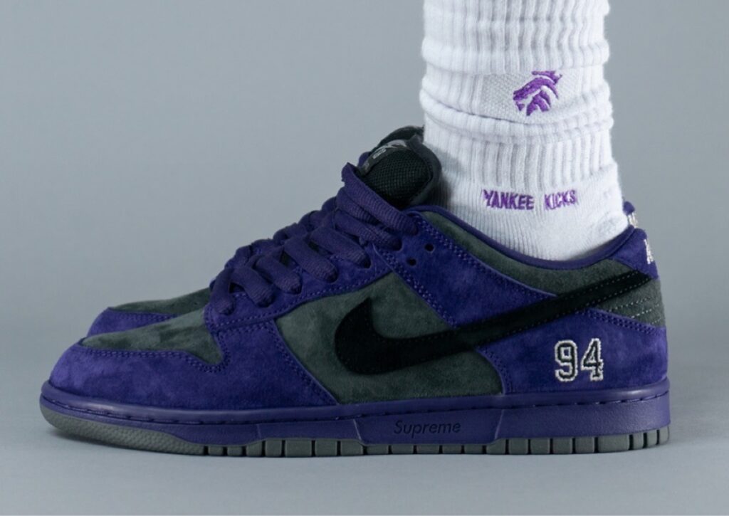 Supreme Nike SB Dunk Low Ink Purple HQ8487 500 2