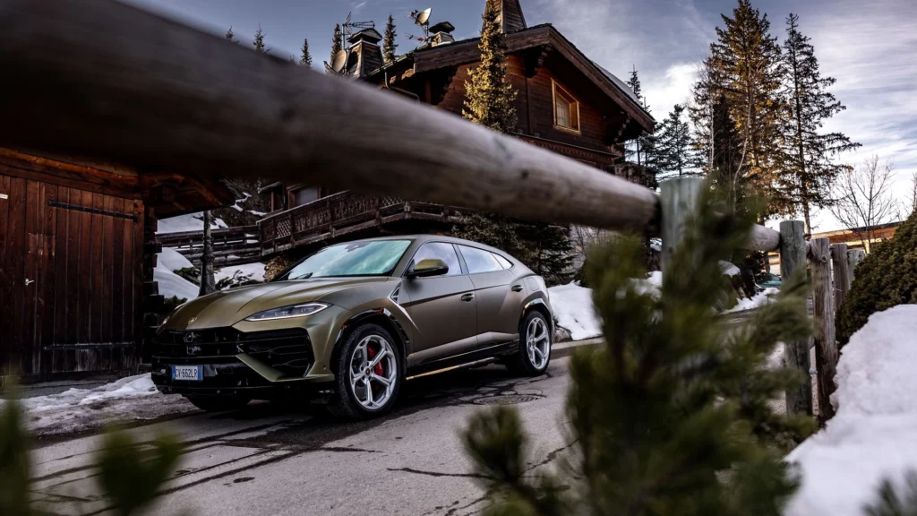 lamborghini urus se revuelto alpi 2025 3